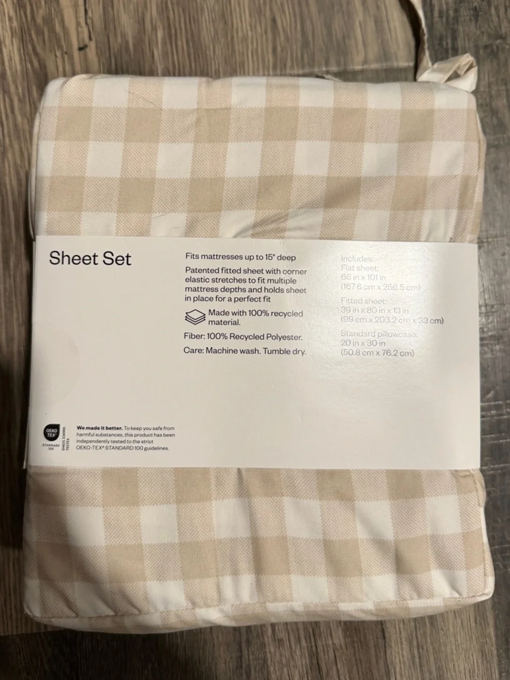 Room Essentials Microfiber Sheet Set - Cream and White Plaid